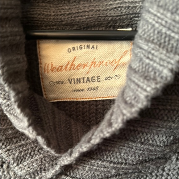 Weatherproof Vintage Gray Knit Pullover - Picture 2 of 5